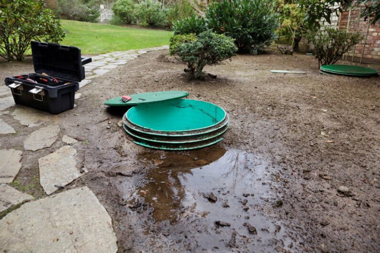 everything-you-need-to-know-about-how-to-clear-a-main-sewer-line-clog